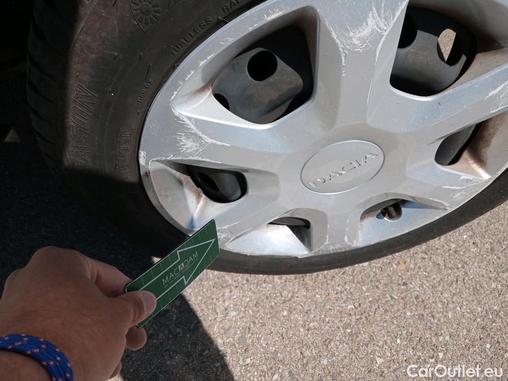  Dacia  Dokker DACIA  / 2013 / 4P / furgón derivado de turismo Essential 1.6 75kW (100CV) GLP #30