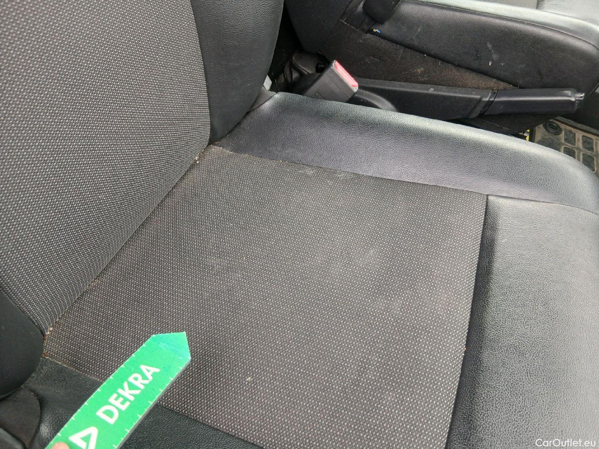  Opel  Vivaro OPEL  / 2019 / 4P / furgón 1.5 Diésel 74kW(100CV)M Std Exp #37