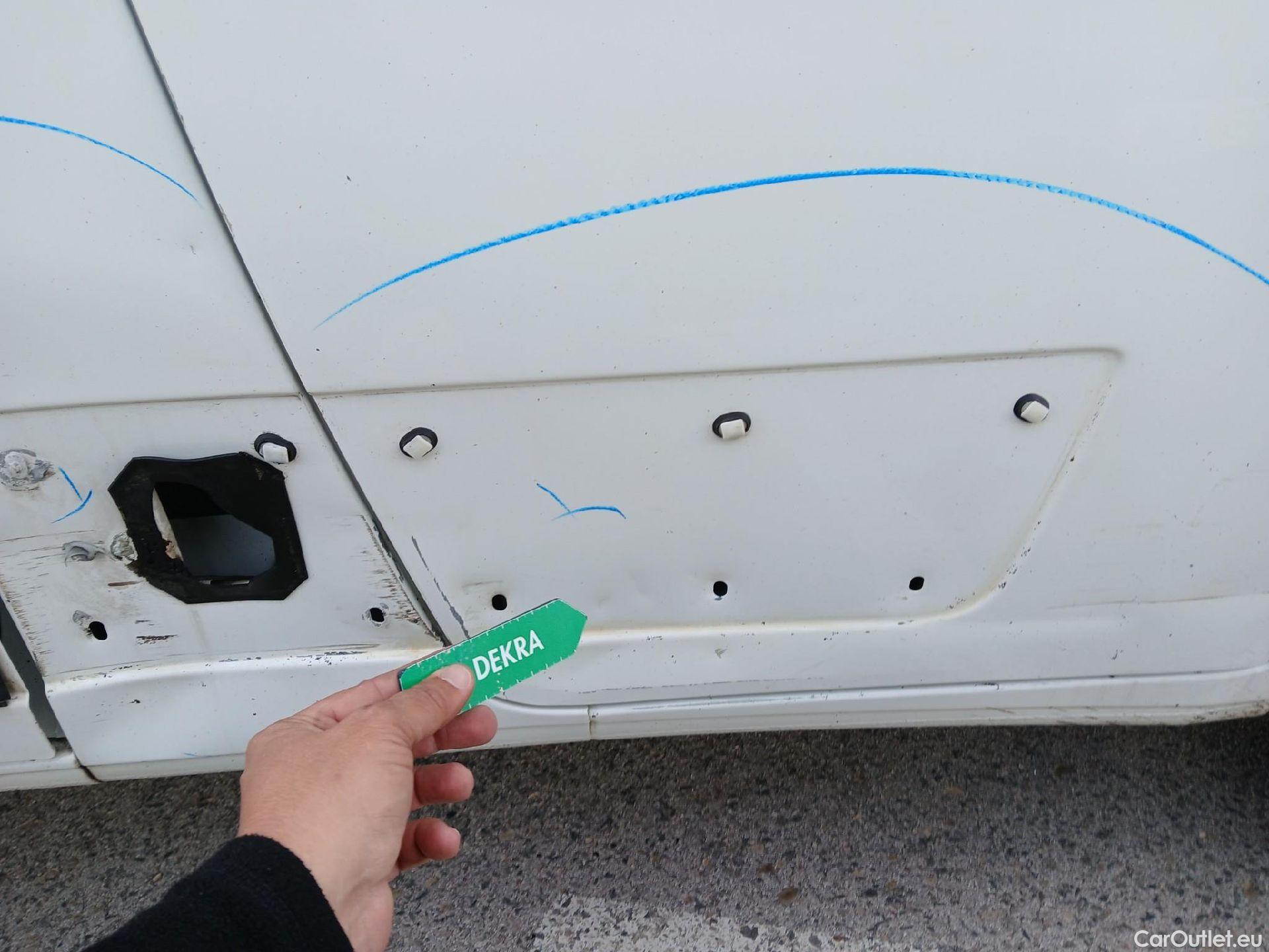  Peugeot  Boxer PEUGEOT  / 2014 / 4P / furgón 330 L1 H1 BHDI 88kW (120CV) S&S 6 Vel. M #66