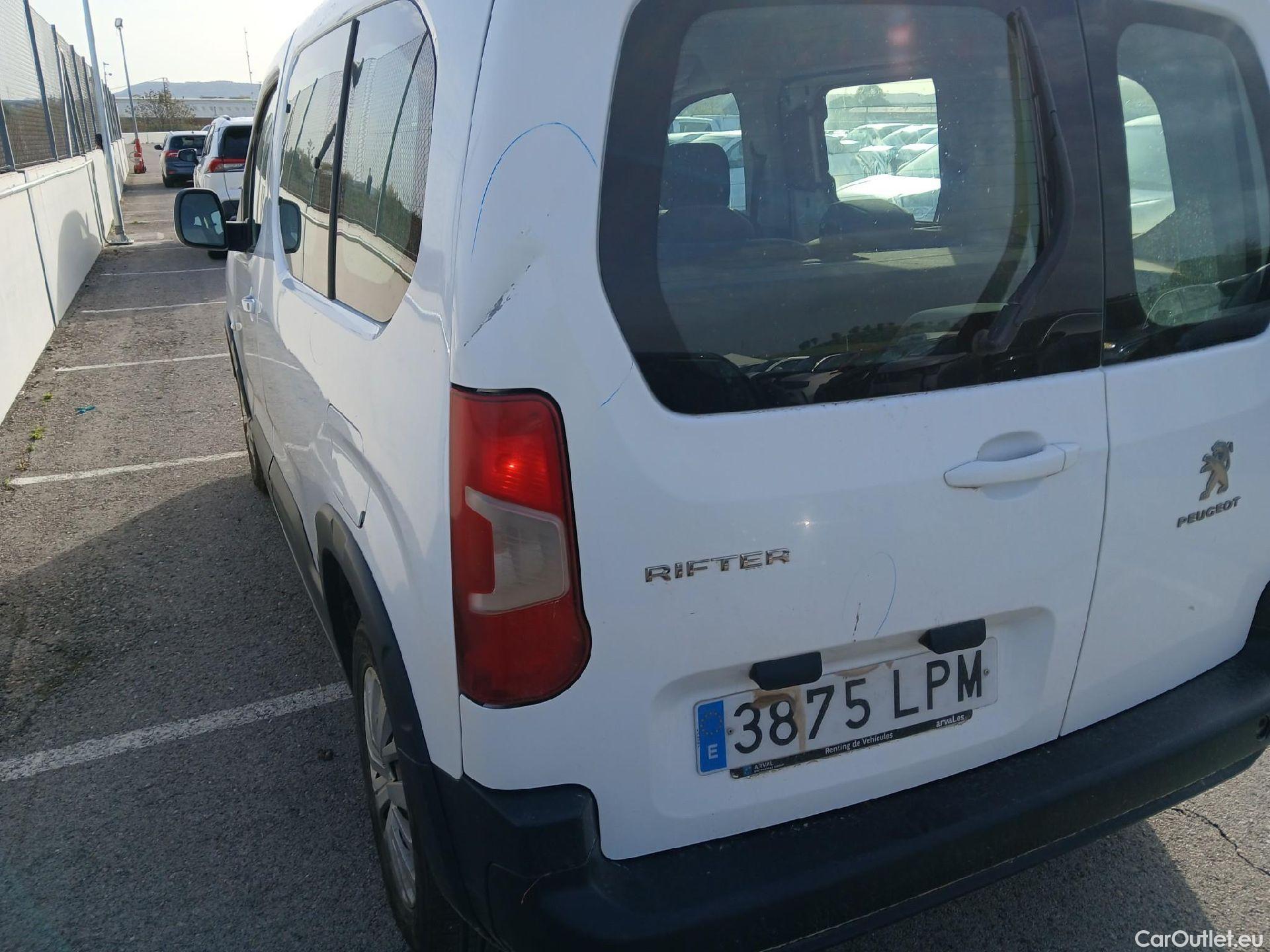  Peugeot  RIFTER PEUGEOT  / 2018 / 4P / combi Active Standard BlueHDi 73kW (IND) #50