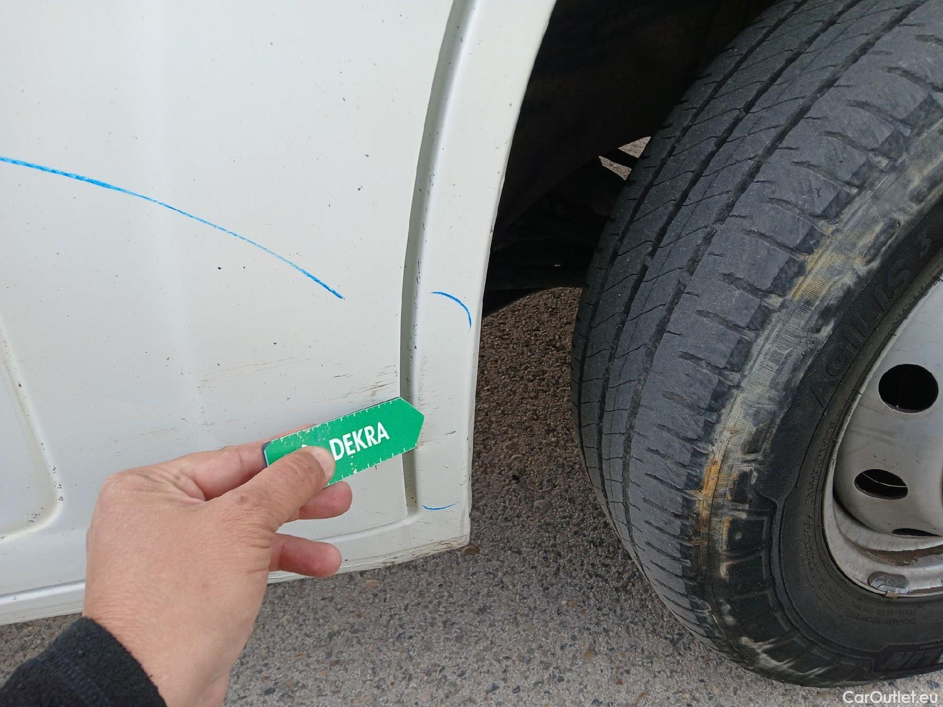  Peugeot  Boxer PEUGEOT  / 2014 / 4P / furgón 330 L1 H1 BHDI 88kW (120CV) S&S 6 Vel. M #68