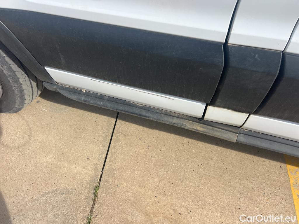  Ford  Transit FORD  / 2013 / 4P / furgón 310 77kW L2H2 Van Trend FWD #26