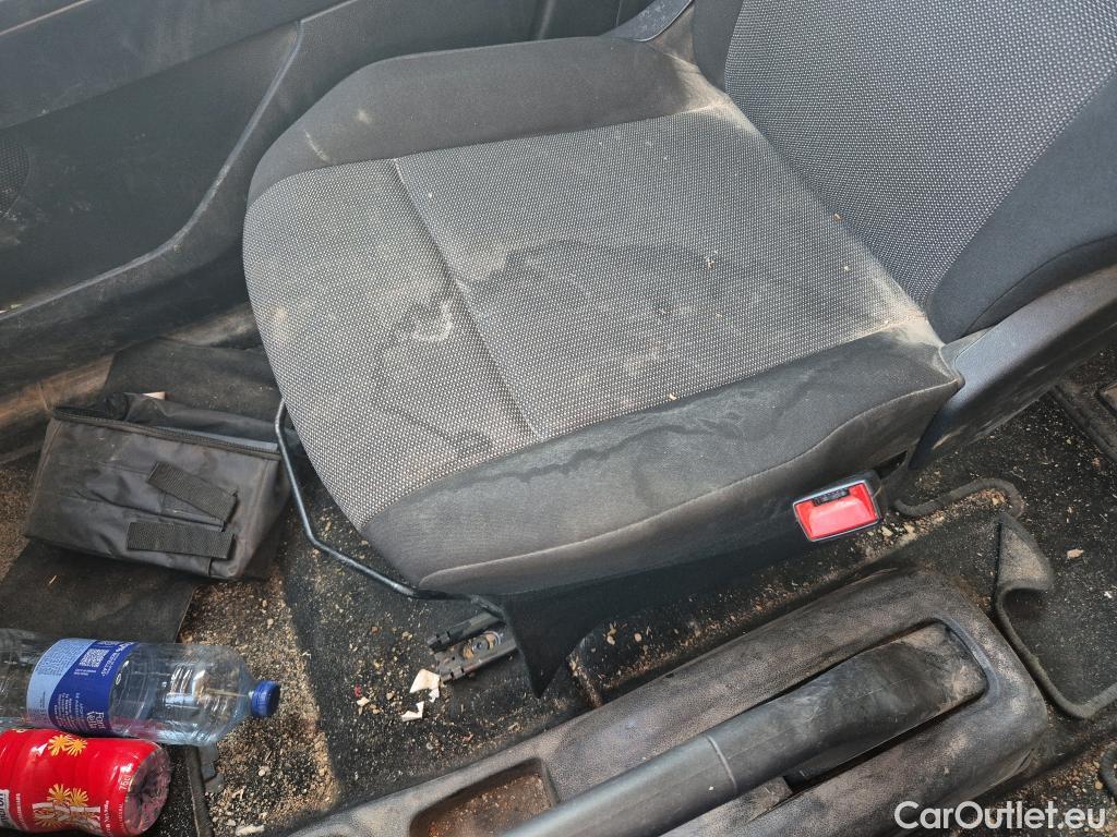  Peugeot  RIFTER PEUGEOT  / 2018 / 5P / combi Active Pack Busin. Standard BlueHDi 73kW #2