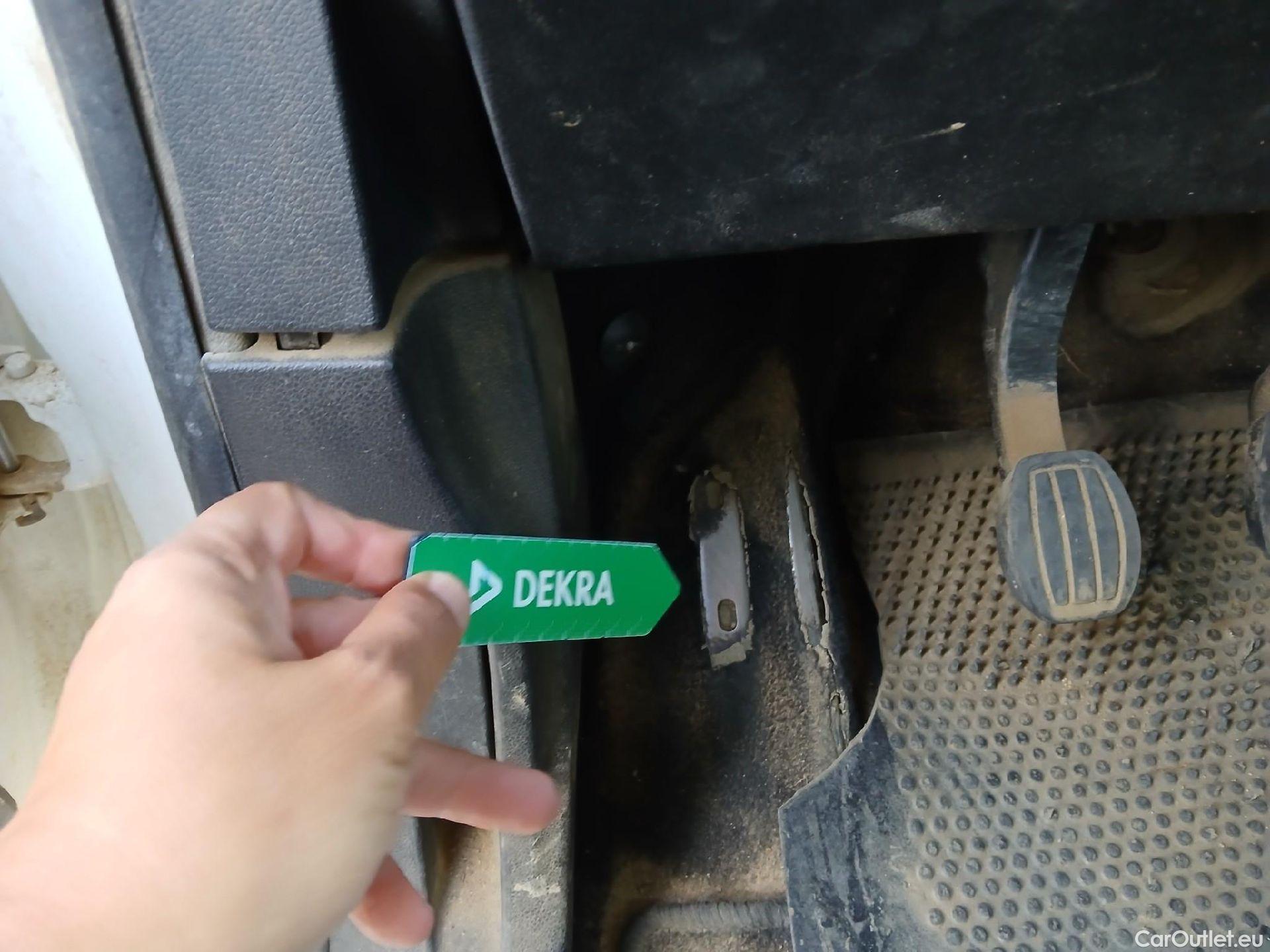  Peugeot  RIFTER PEUGEOT  / 2018 / 4P / combi Active Standard BlueHDi 73kW (IND) #11