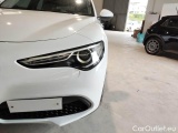  Alfa Romeo   STELVIO ALFA ROMEO / 2017 / 5P / SUV 2.2 TURBO DIESEL 160CV BUSINESS AT8 RWD #36