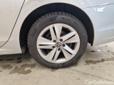  Volkswagen  Golf  VOLKSWAGEN VARIANT / 2019 / 5P / STATION WAGON 2.0 TDI SCR 85KW LIFE DSG #88