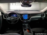  Volvo  XC60 VOLVO  / 2021 / 5P / FUORISTRADA B4 D AUTOMATICO CORE N1 #3