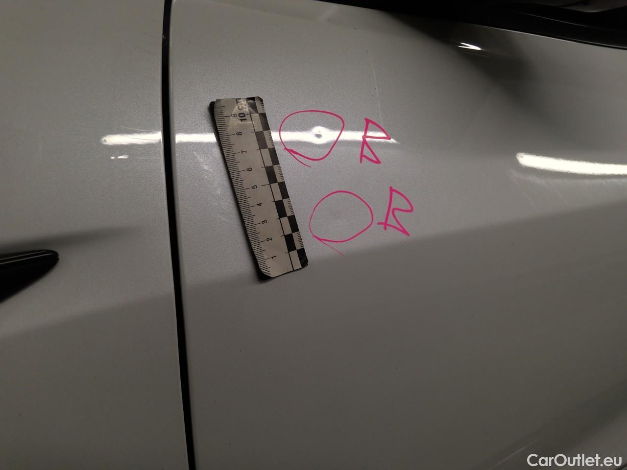  Tesla  Model 3  DualM. Long-Range AWD #31