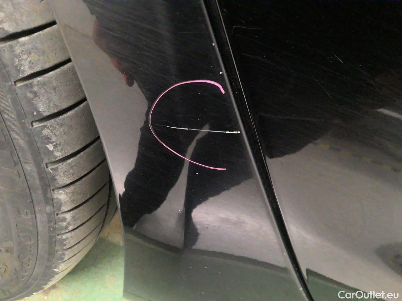  Tesla  Model 3  DualM. Long-Range AWD #39