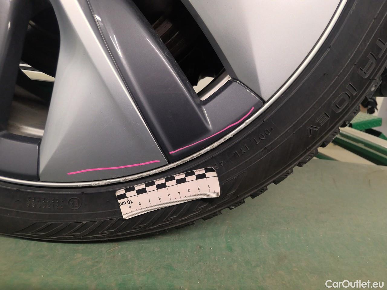  Tesla  Model Y  Long-Range AWD #24