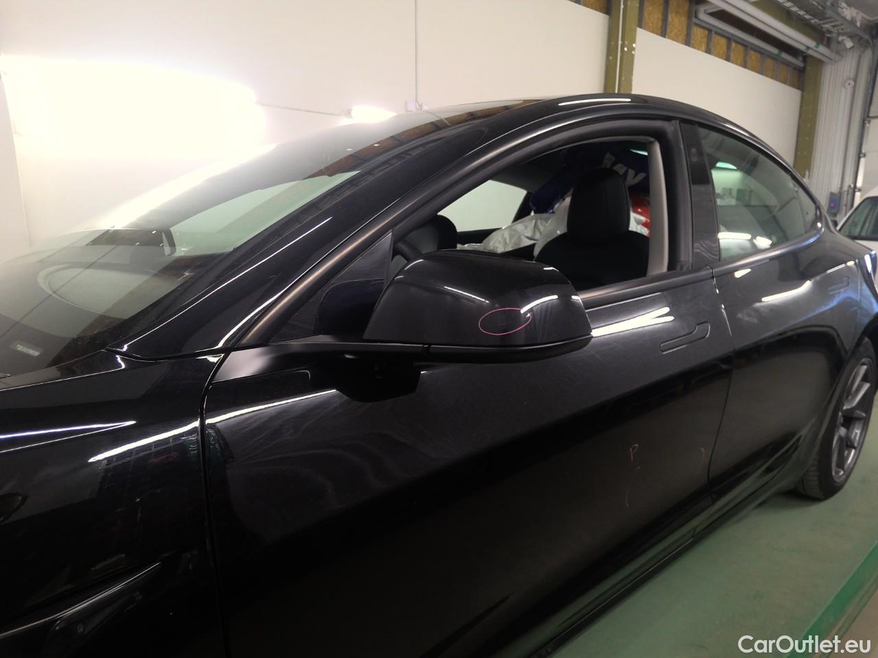  Tesla  Model 3  DualM. Long-Range AWD #18