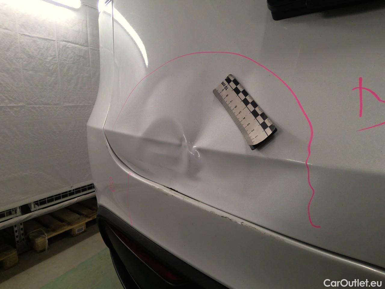  Tesla  Model Y  Long-Range AWD #19