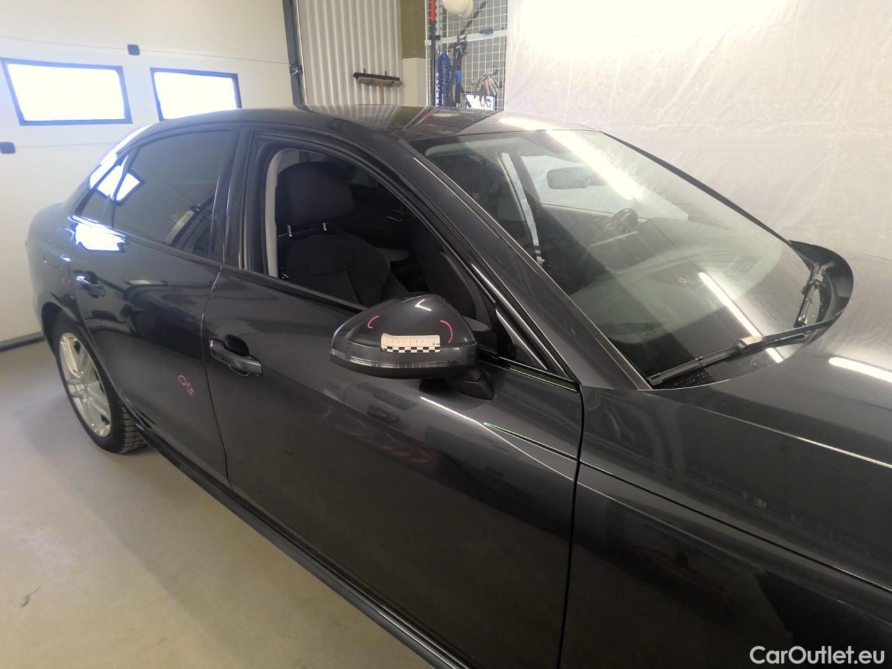  Audi  A4  40TDI Proline Adv quat Aut #26