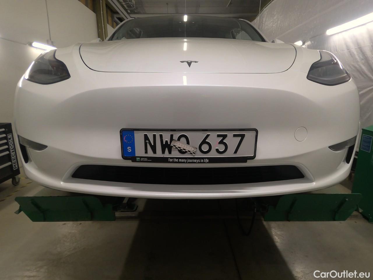  Tesla  Model Y  Long-Range AWD #11