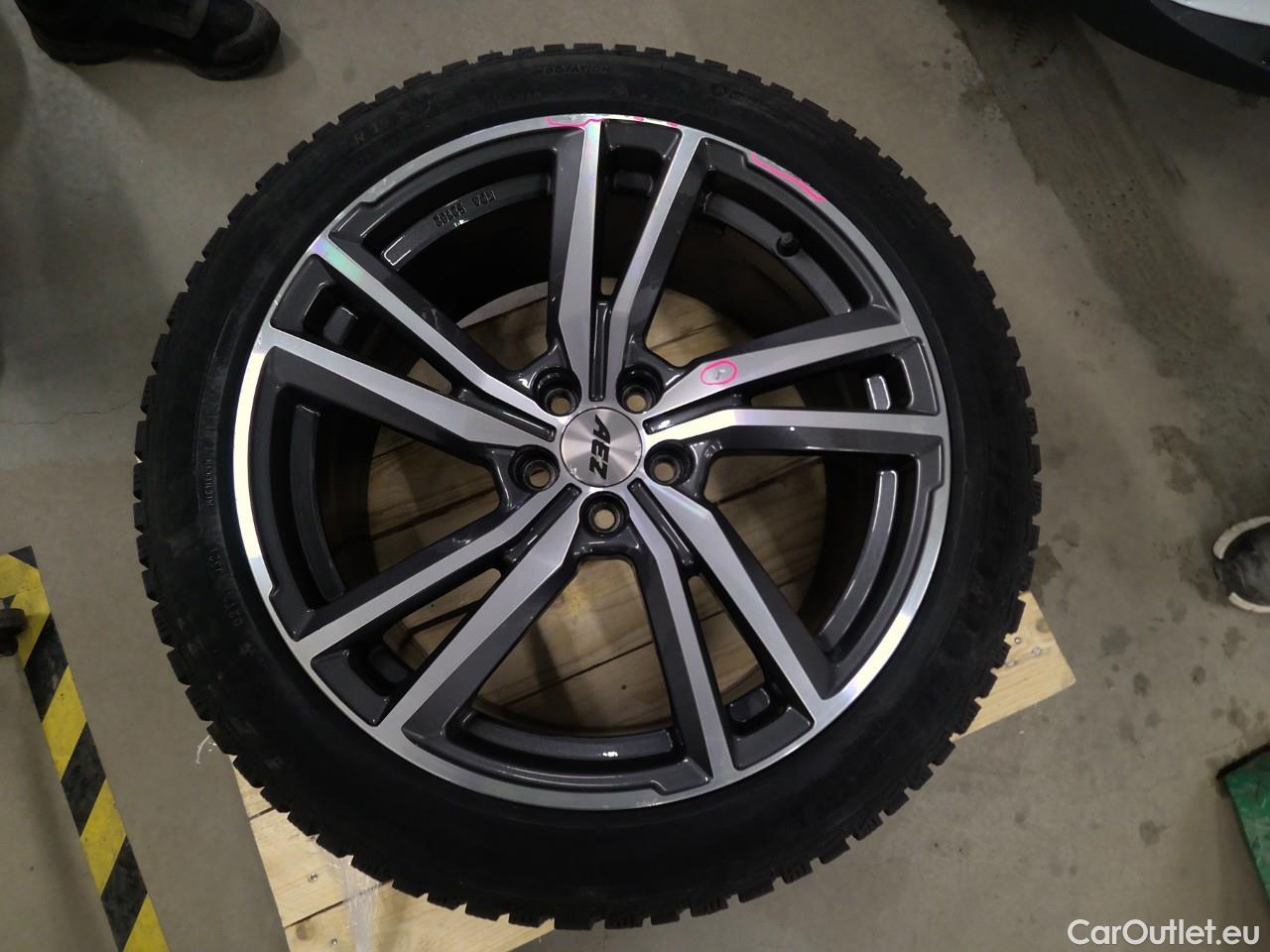  Polestar  2 PS 78kWh Pilot Plus #38