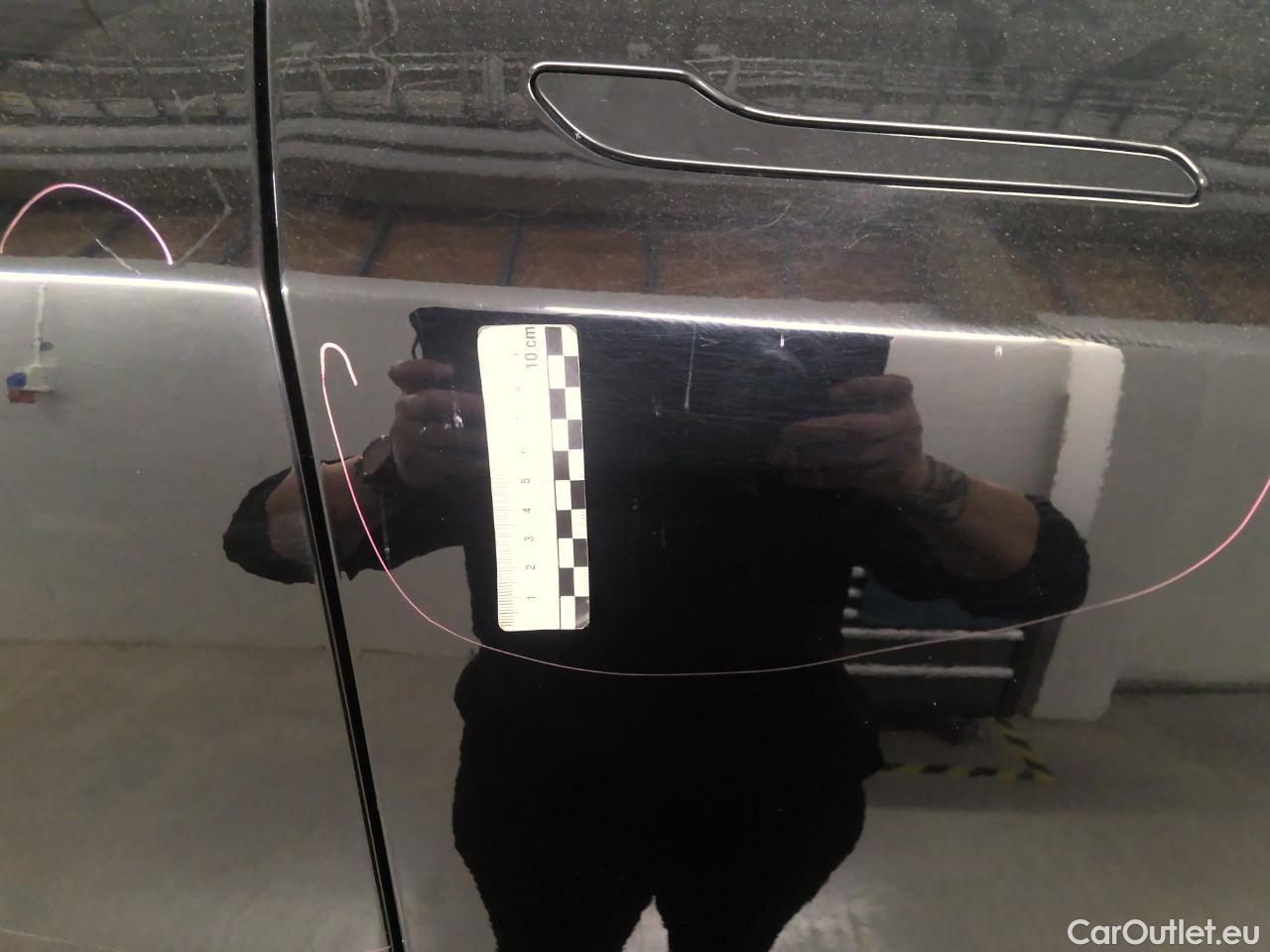  Tesla  Model 3  DualM. Long-Range AWD #28