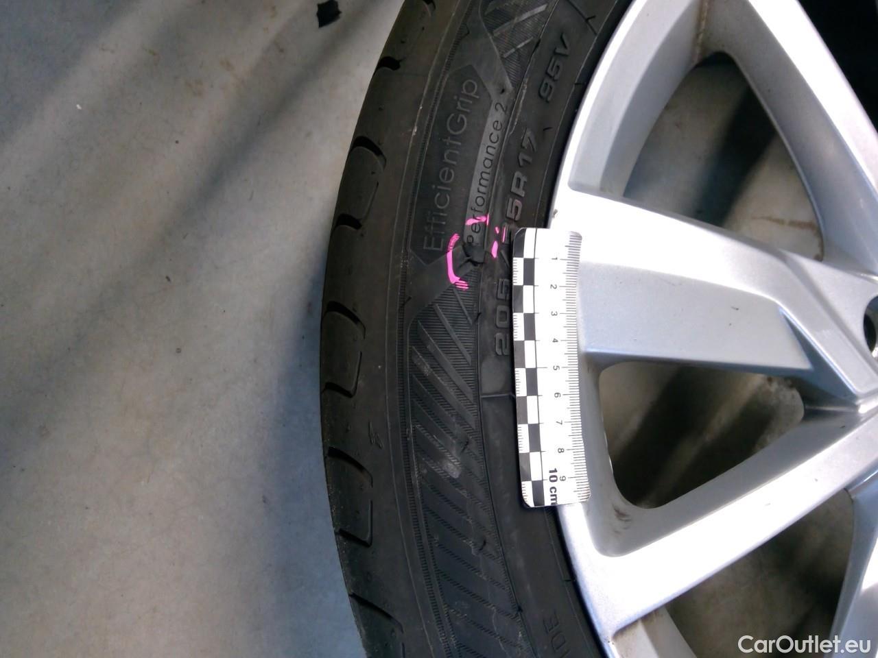  Volkswagen  Golf  Alltrack TDI 200 4x4 Aut #3