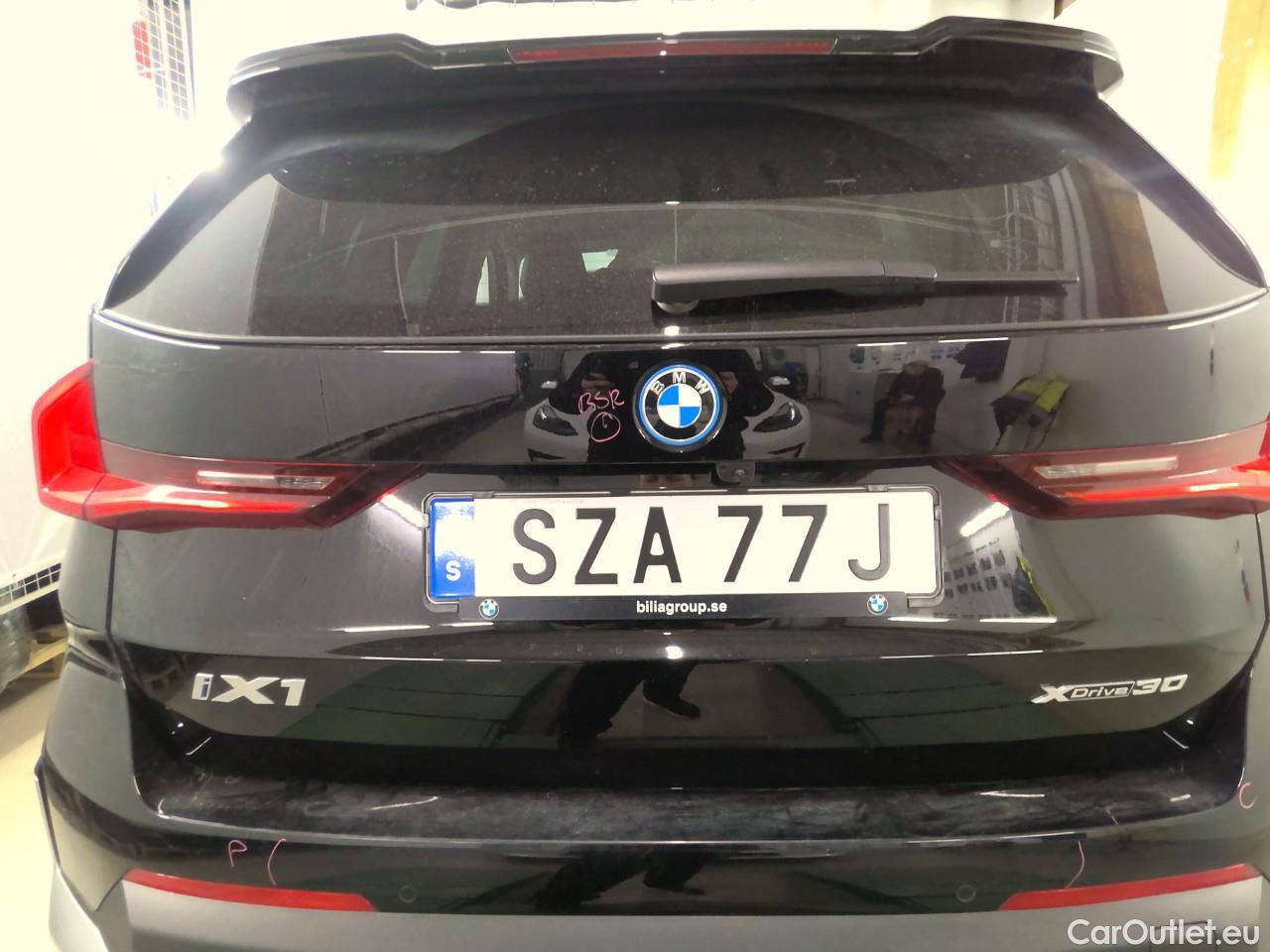  Bmw  iX 1 iX1 67kWh xDrive30 #6