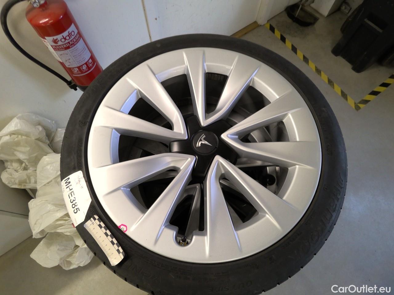  Tesla  Model 3  DualM. Long-Range AWD #2