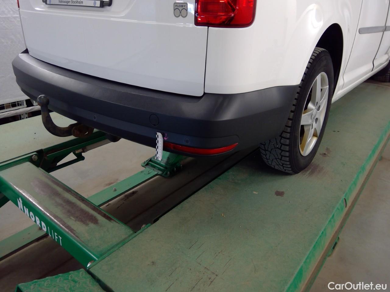  Volkswagen  Caddy  TDI 75 Maxi Aut. #10