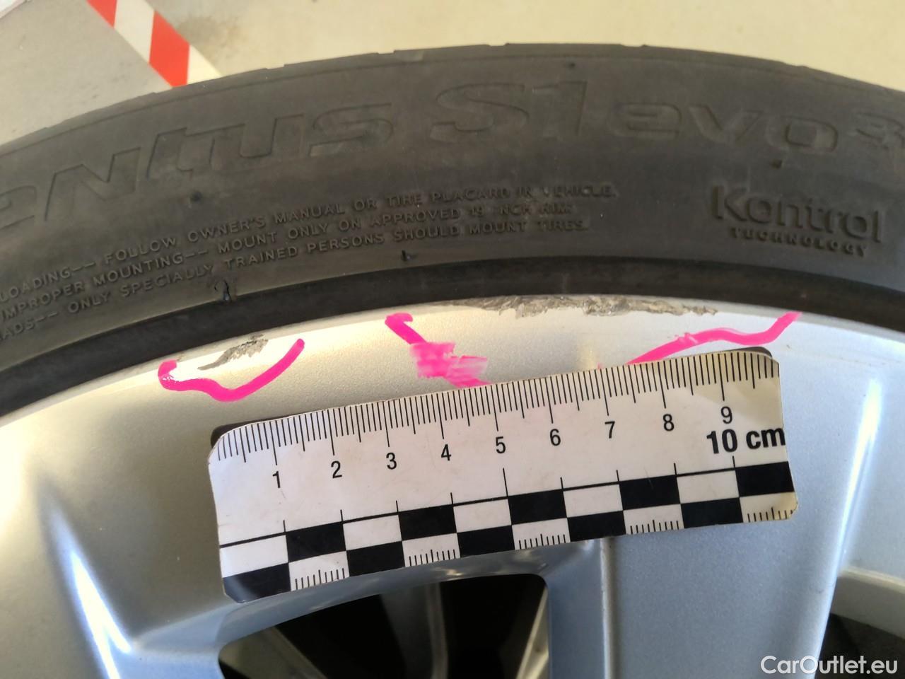  Tesla  Model 3  DualM. Long-Range AWD #9