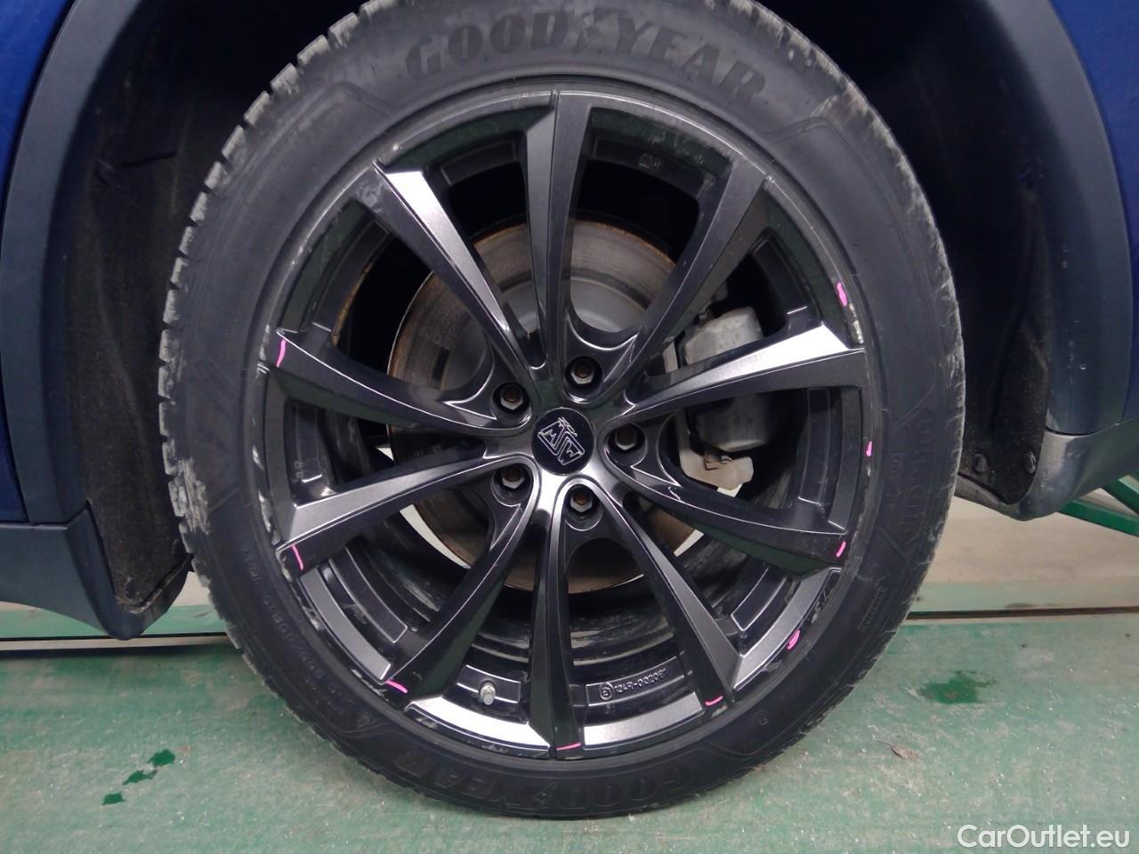  Tesla  Model Y  75kWh Long-Range AWD #1