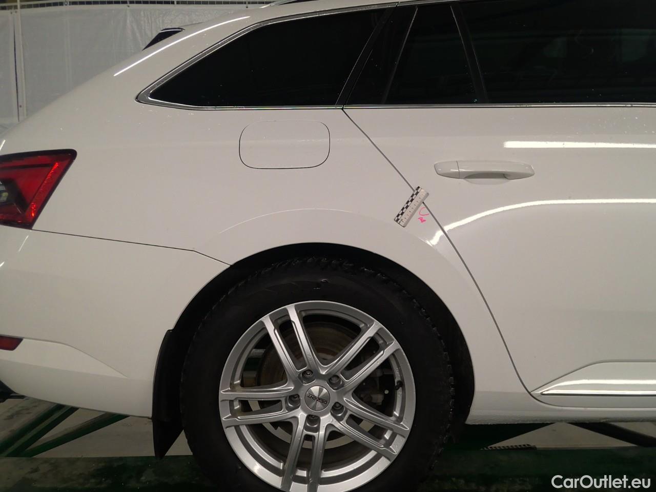  Skoda  Superb Sup.Co.TSI PHEV 218 L&K Aut #8