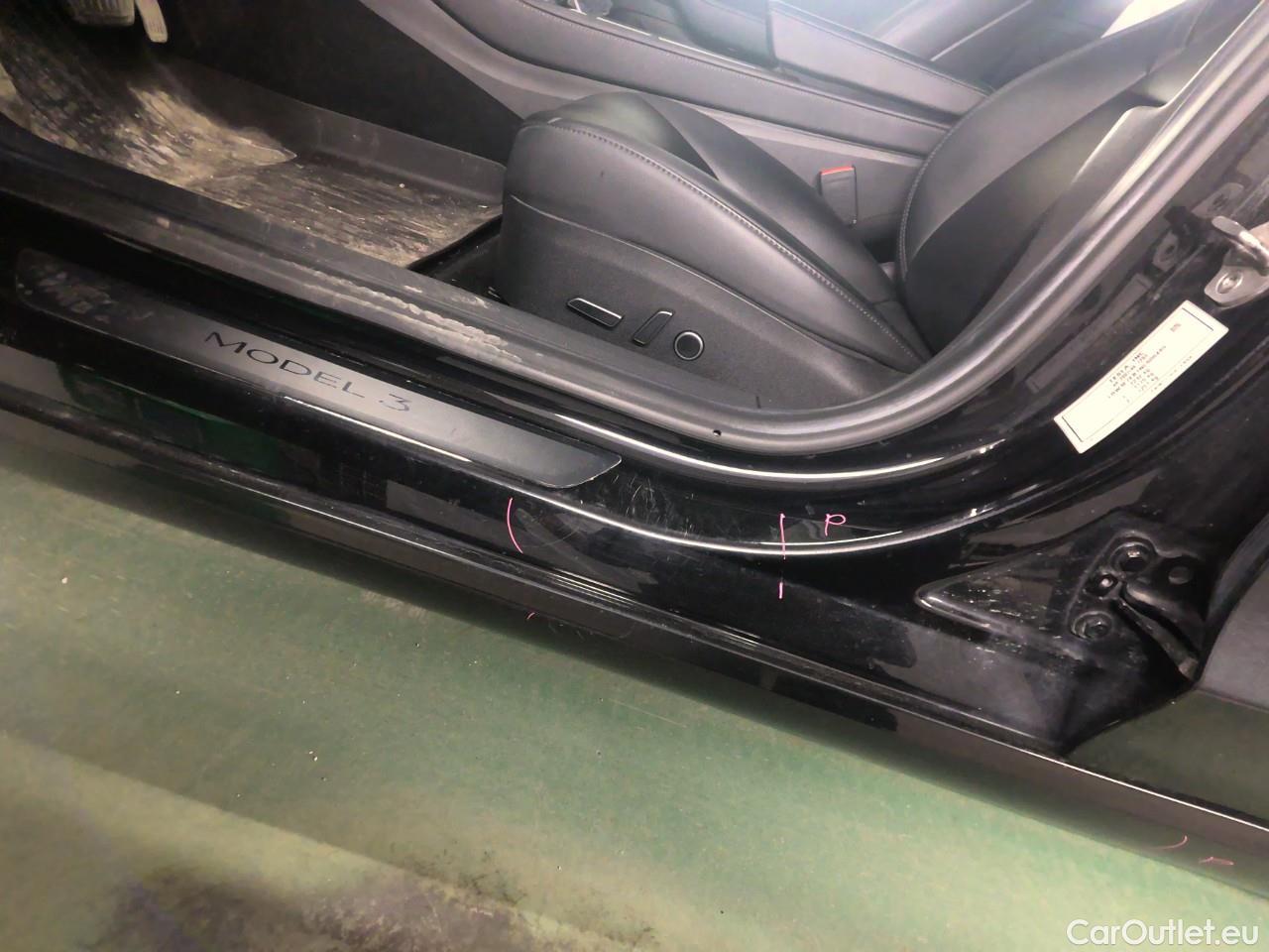  Tesla  Model 3  DualM. Long-Range AWD #30