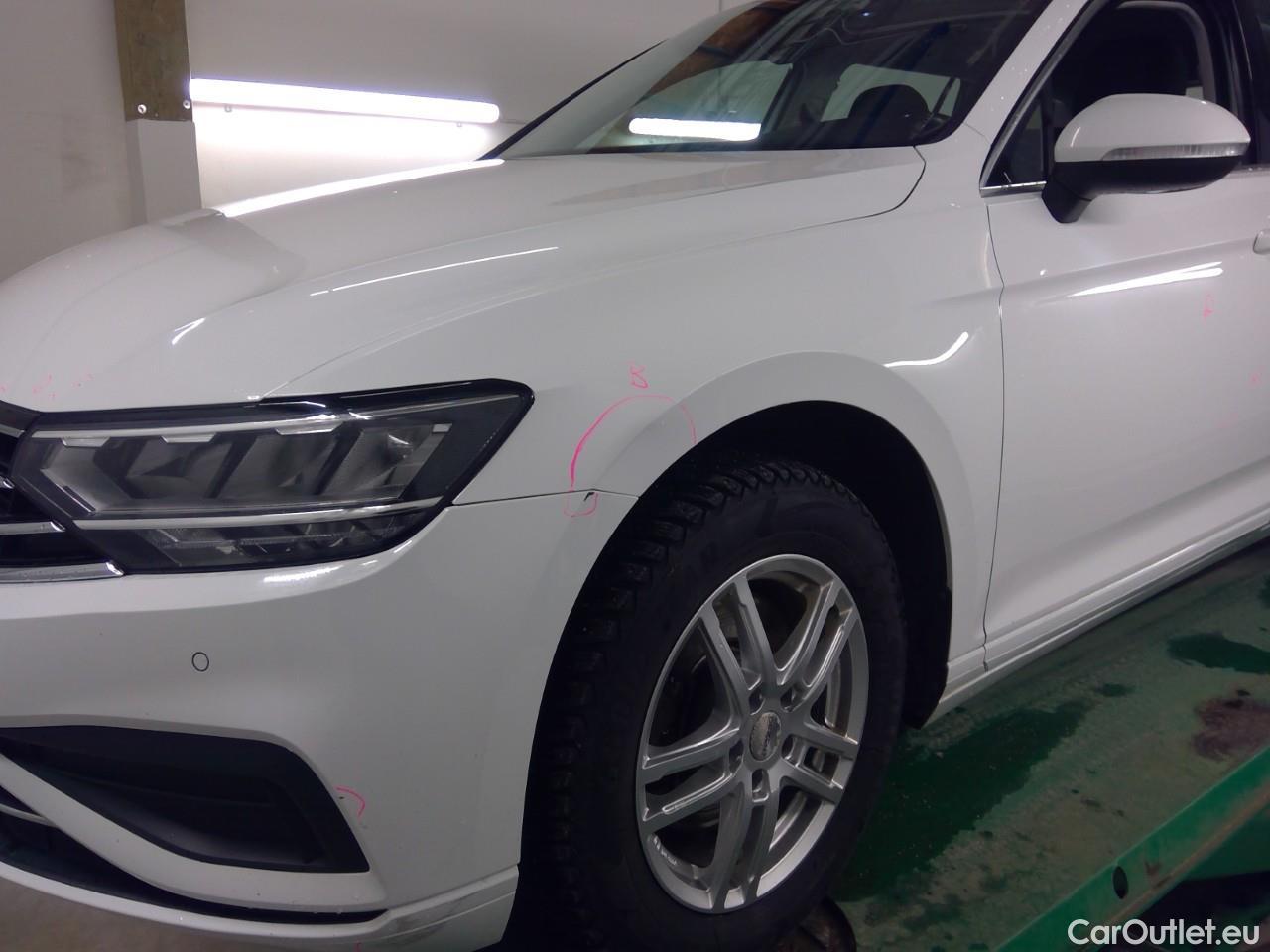  Volkswagen  Passat  SC TDI 150 Aut. #9