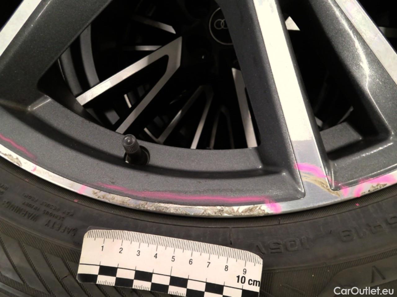  Audi  Q5  55TFSIe qu S Li.Prol.Ed.Aut #1