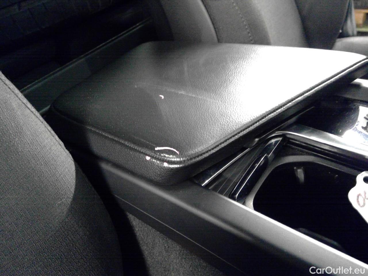  Volvo  XC60  T6 340 Ins. Expr. 4WD Aut #31