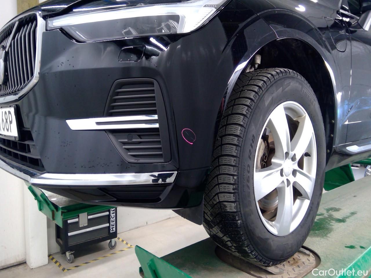  Volvo  XC60  T6 350 Ins.Rec. AWD Aut #3