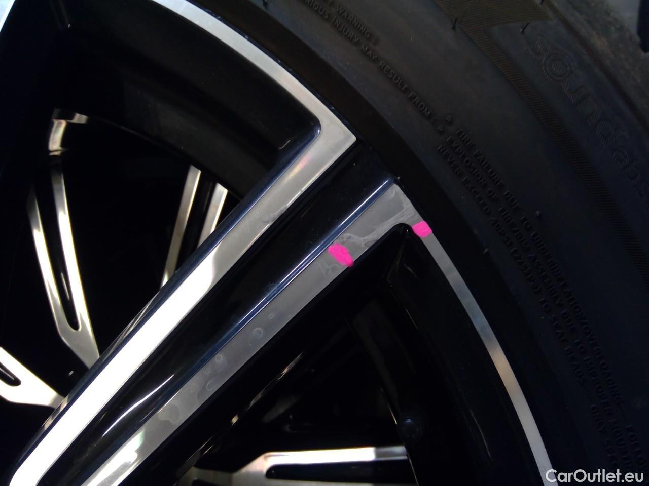  Volvo  XC60  T6 340 Ins. Rech. 4WD Aut #3