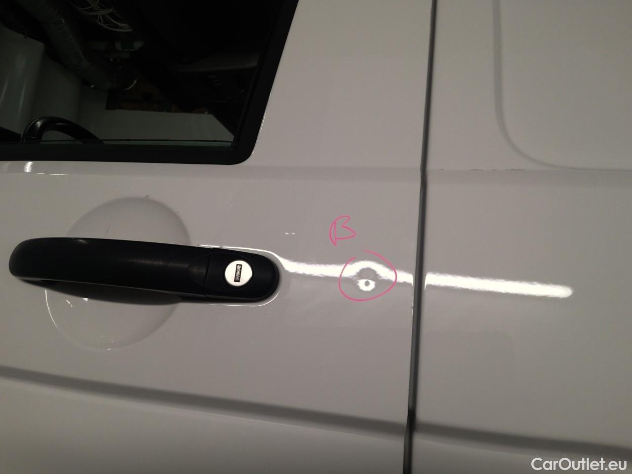  Volkswagen  Transporter T6 TDI 150 28 L2H1 A CV 4M #23