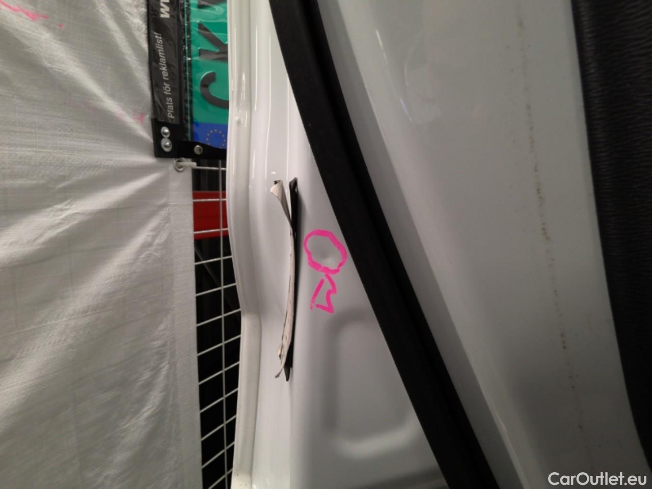  Volvo  XC60  T6 340 Ins. Expr. 4WD Aut #12