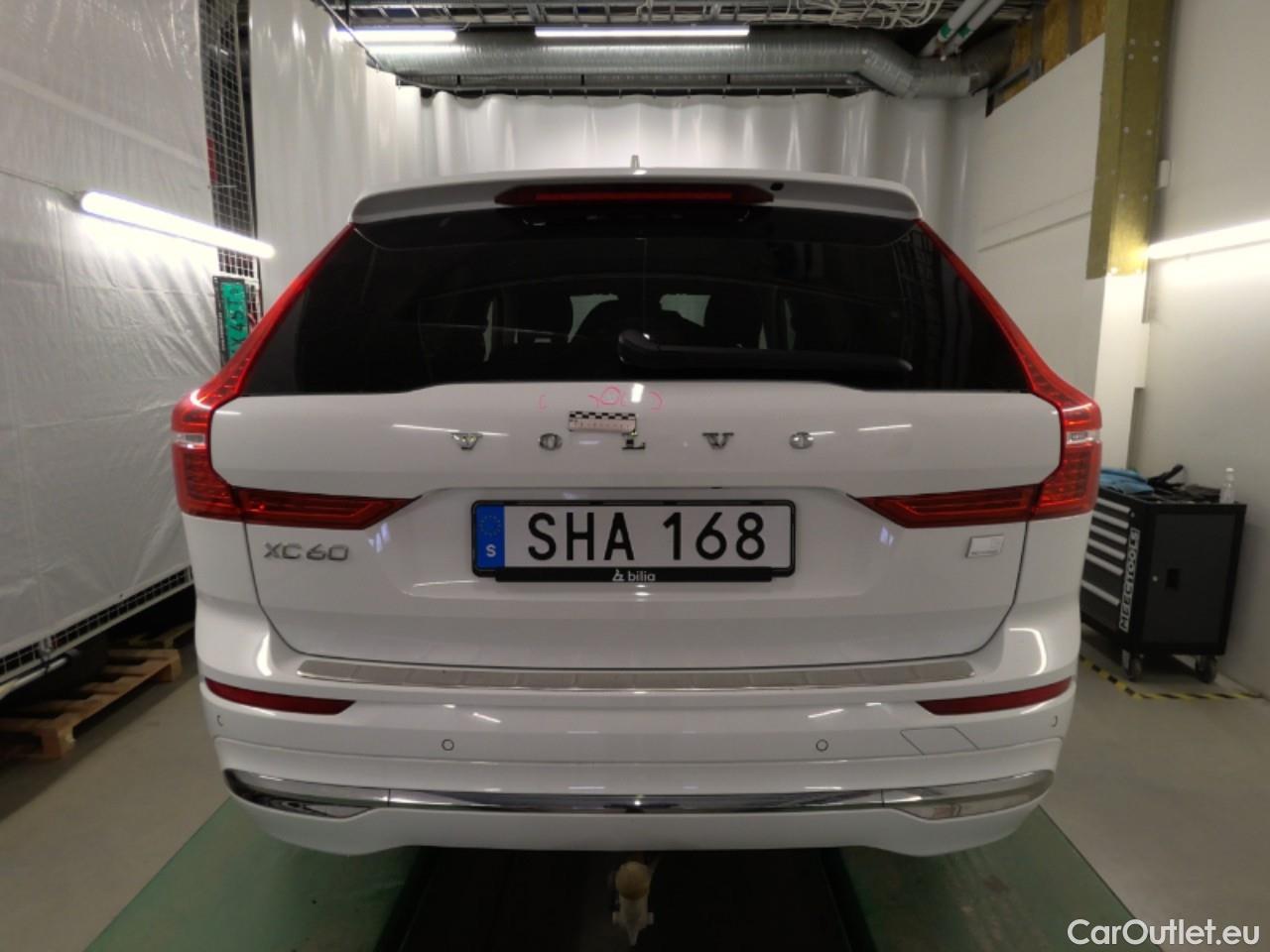  Volvo  XC60  T6 340 Ins. Expr. 4WD Aut #10