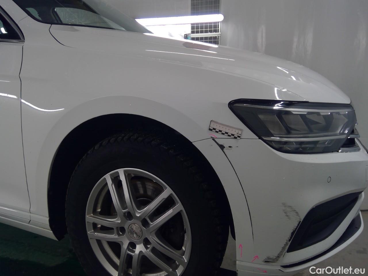  Volkswagen  Passat  SC TDI 150 Aut. #38