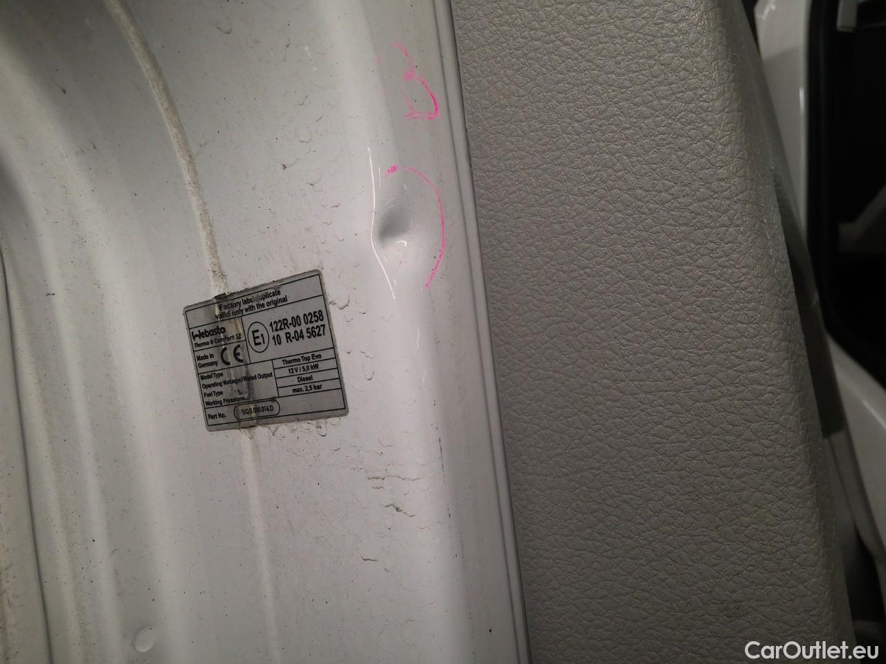  Volkswagen  Transporter T6 TDI 150 28 L2H1 A CV 4M #26