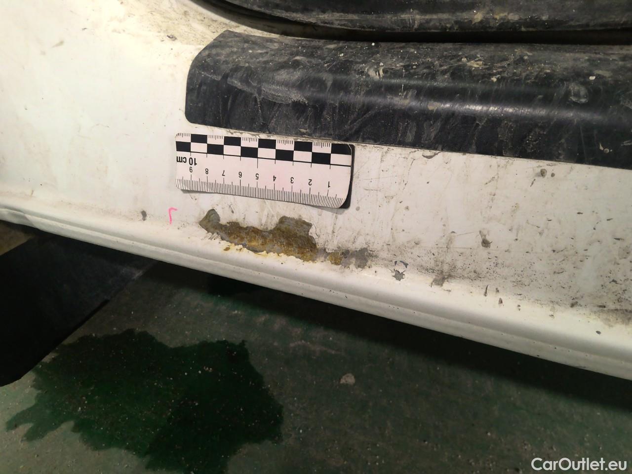  Volkswagen  Transporter T6 TDI 150 28 L2H1 A CV 4M #28