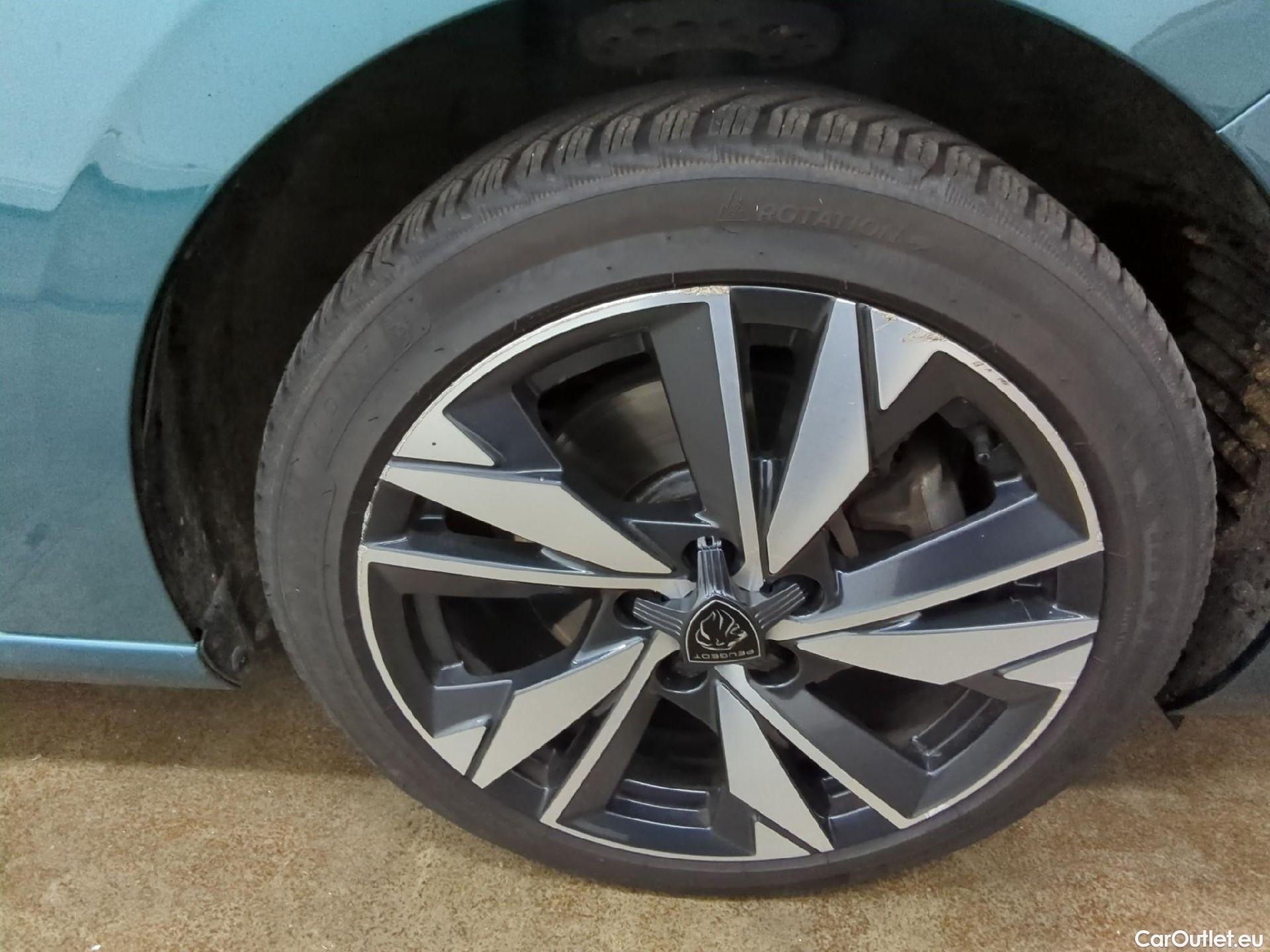  Peugeot  308 PEUGEOT  SW / 2021 / 5P / Break PureTech 130 S&S EAT 8 ALLURE #5