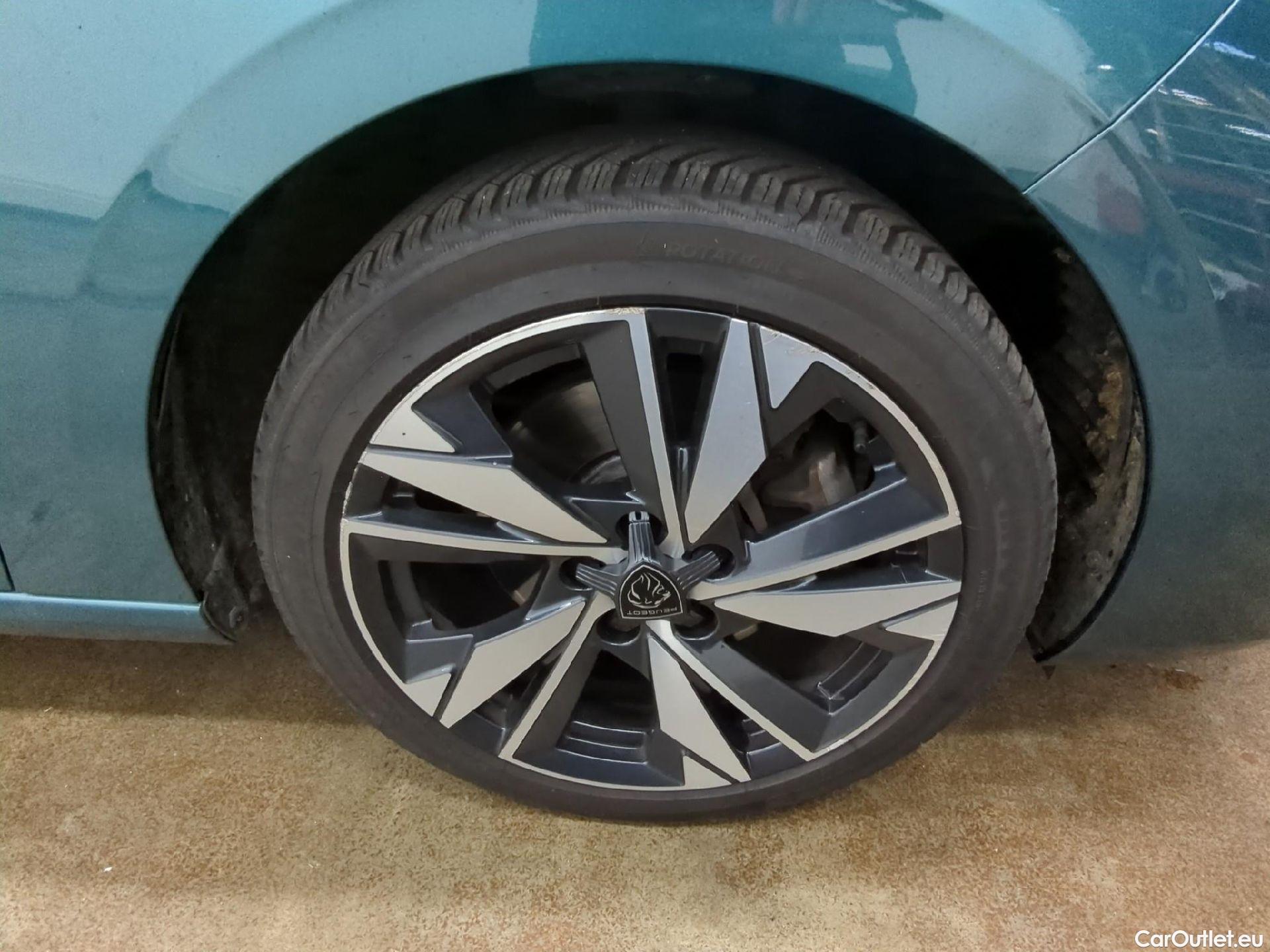  Peugeot  308 PEUGEOT  SW / 2021 / 5P / Break PureTech 130 S&S EAT 8 ALLURE #1