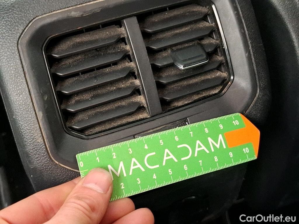  Volkswagen  Tiguan VOLKSWAGEN  Allspace / 2017 / 5P / SUV 2.0 TDI 150 DSG7 Confortline Business #6