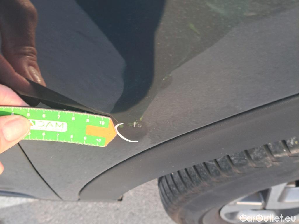  KIA  Sportage KIA  1.6MHEV Drive 100kW(136CV) 4x2(Crist Tintados)(CX) #23