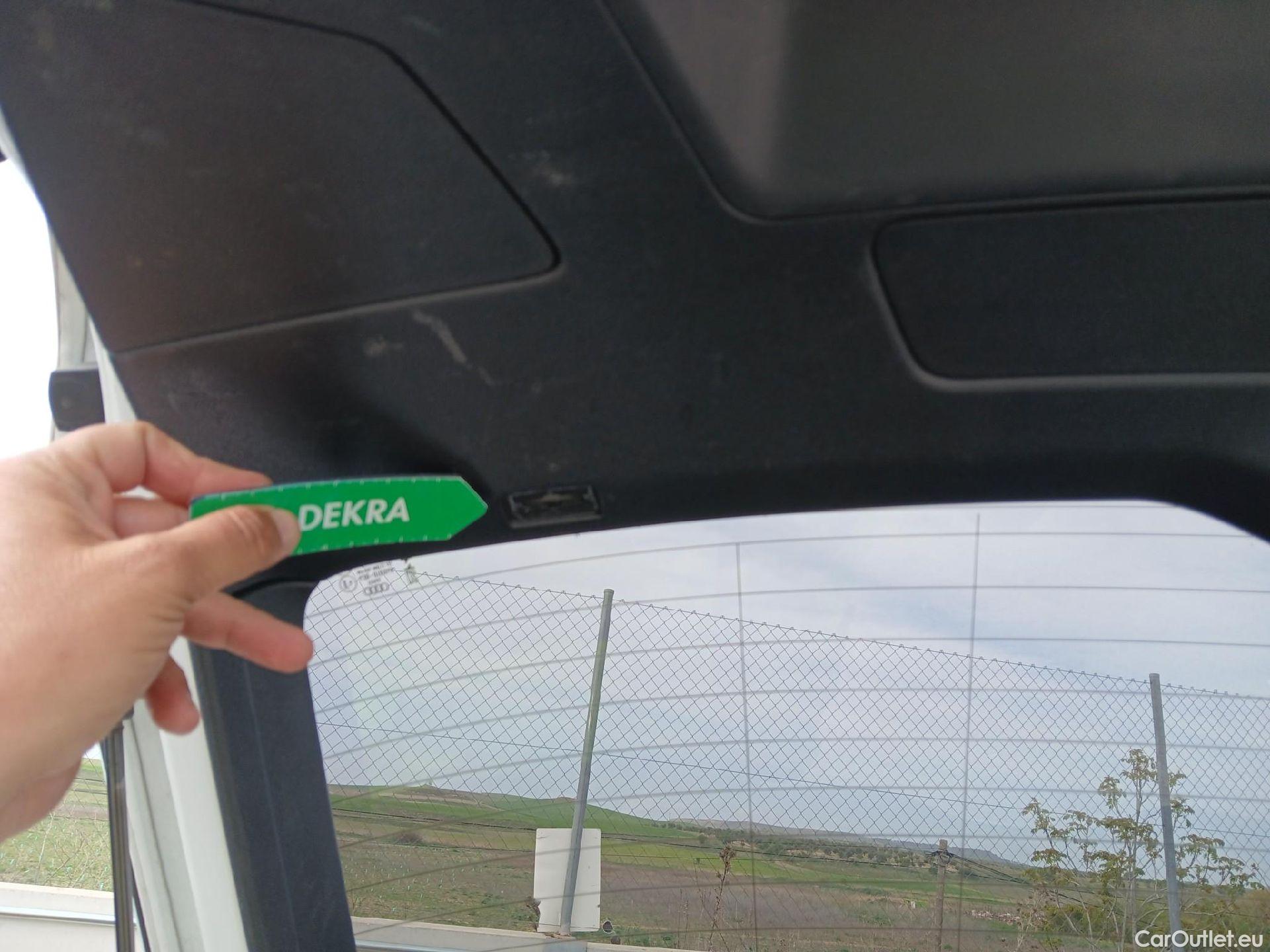  Audi  A1 Sportback AUDI A1 / 2018 / 5P / berlina con portón Sportback S line 30 TFSI 81kW (116CV) (AC) #3