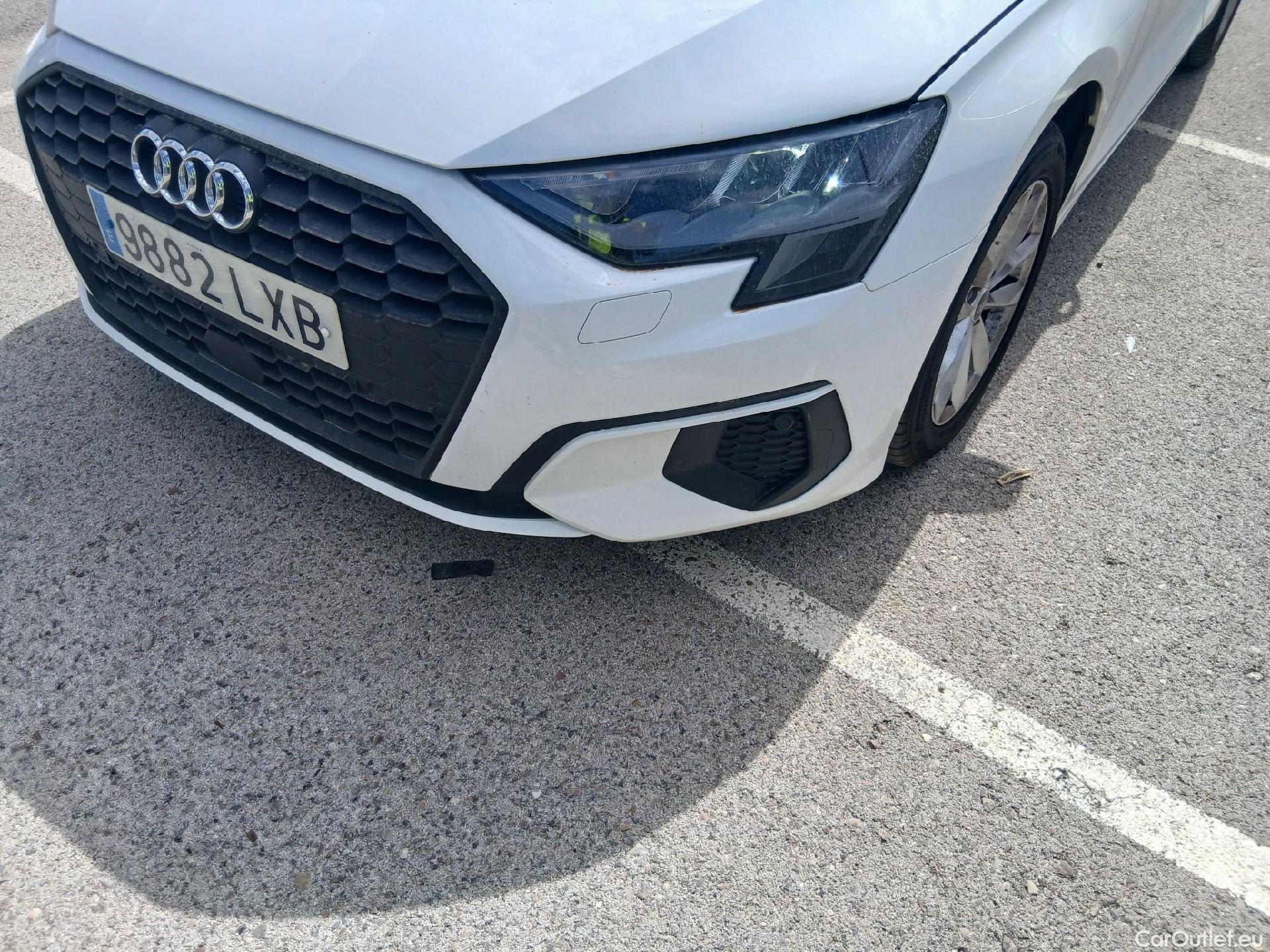  Audi  A3 AUDI  / 2020 / 5P / berlina con portón Sportback 30 TDI 85kW (116CV) #2