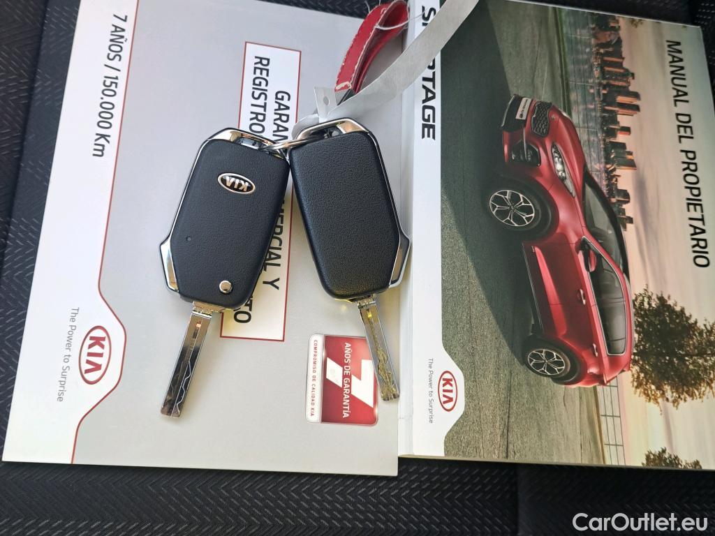  KIA  Sportage KIA  / 2018 / 5P / todoterreno 1.6 MHEV Business 100kW (136CV) 4x2 #9