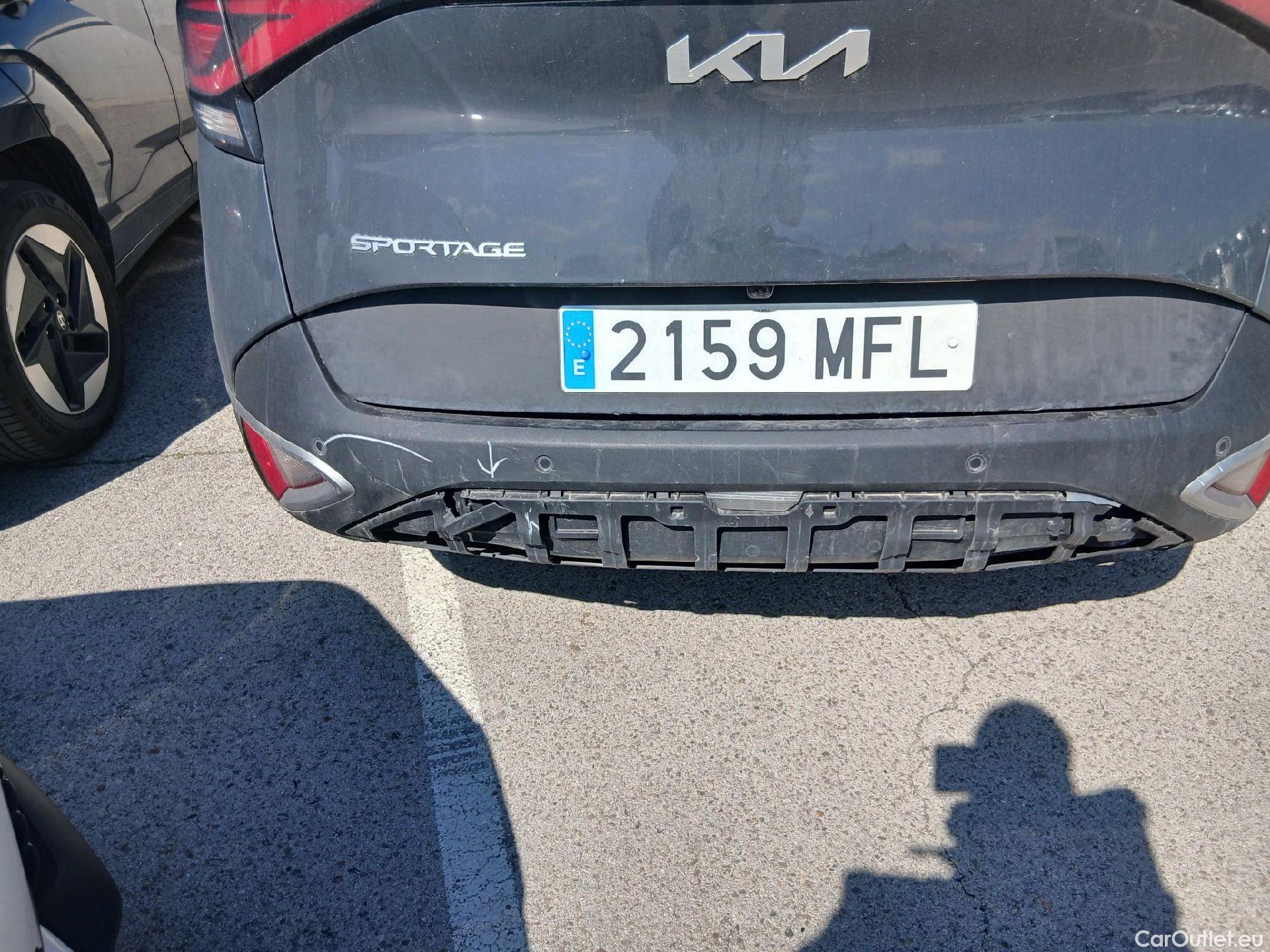  KIA  Sportage KIA  / 2022 / 5P / todoterreno 1.6 CRDi MHEV 100kW (136CV) Drive 4X2 #13