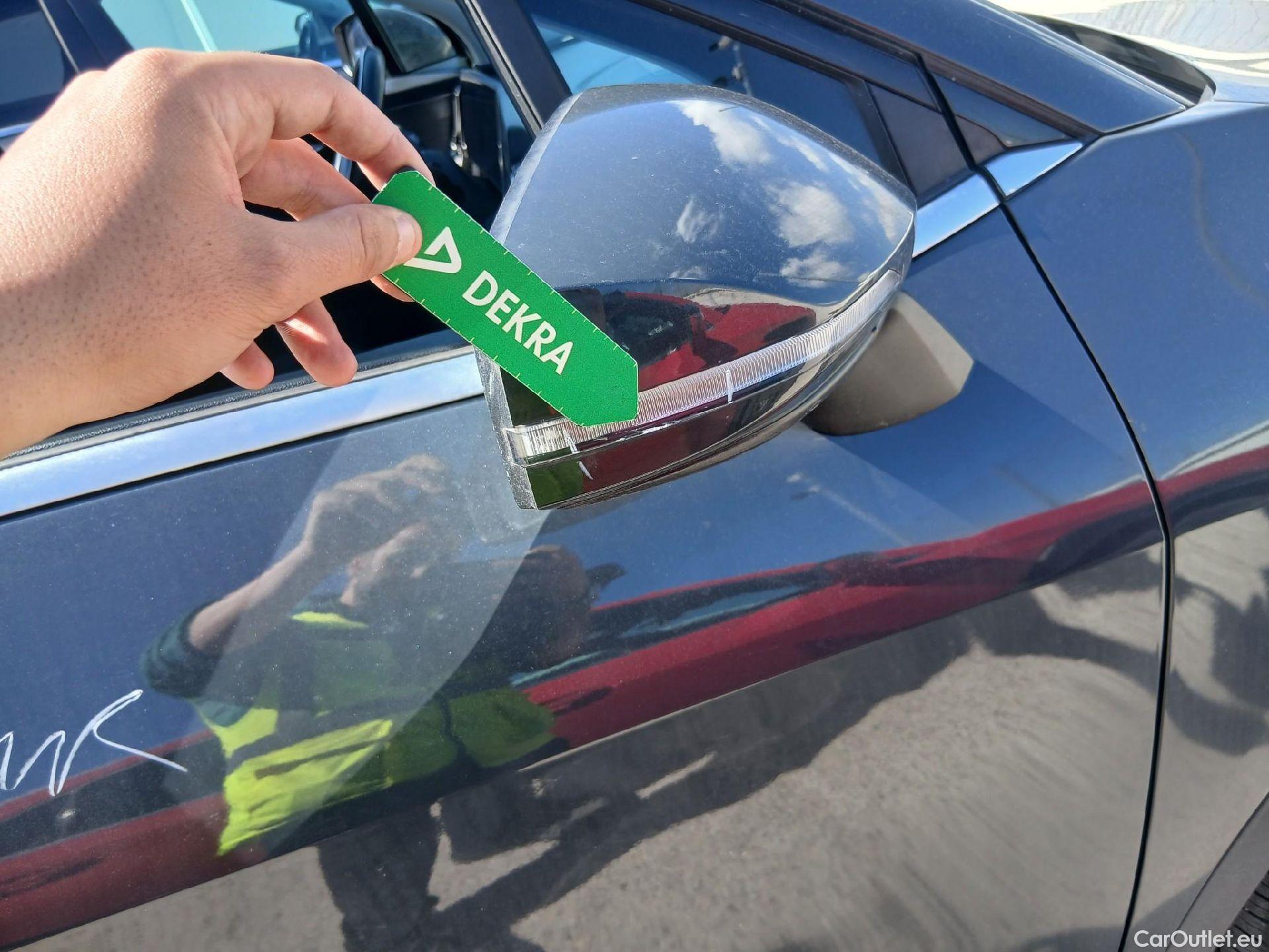  KIA  Sportage KIA  / 2022 / 5P / todoterreno 1.6 CRDi MHEV 100kW (136CV) Drive 4X2 #26