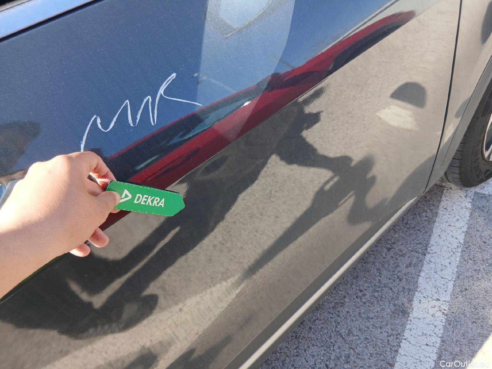  KIA  Sportage KIA  / 2022 / 5P / todoterreno 1.6 CRDi MHEV 100kW (136CV) Drive 4X2 #24