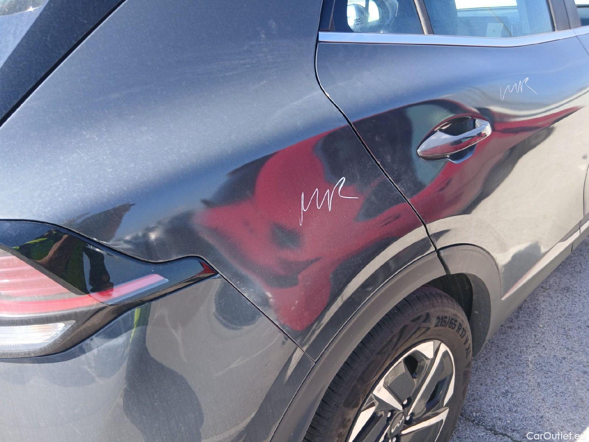  KIA  Sportage KIA  / 2022 / 5P / todoterreno 1.6 CRDi MHEV 100kW (136CV) Drive 4X2 #21